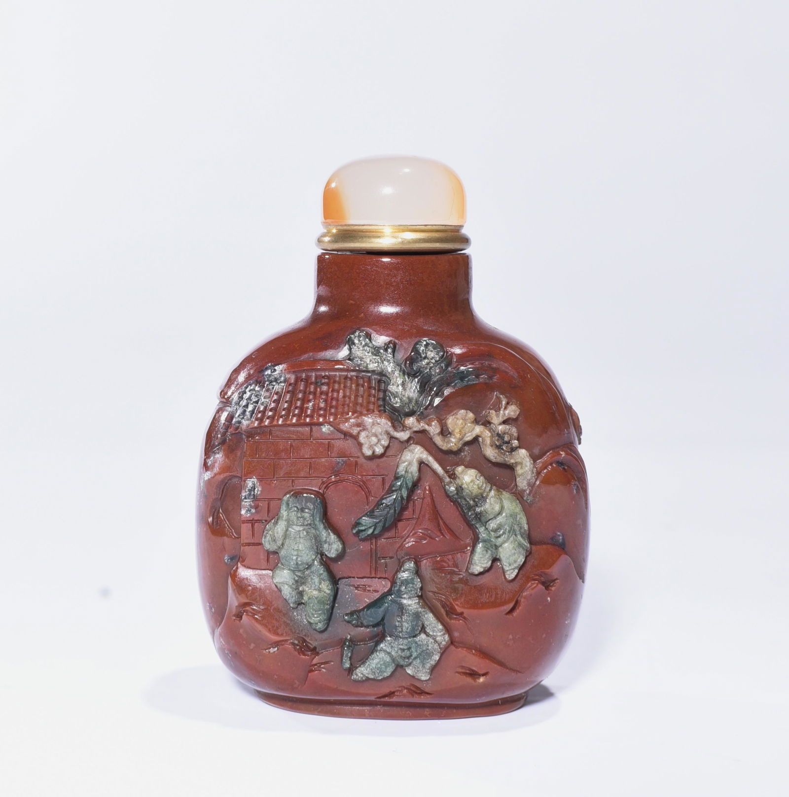 AGATE CARVED 'CHILDREN' SNUFF BOTTLE (1 of 6)