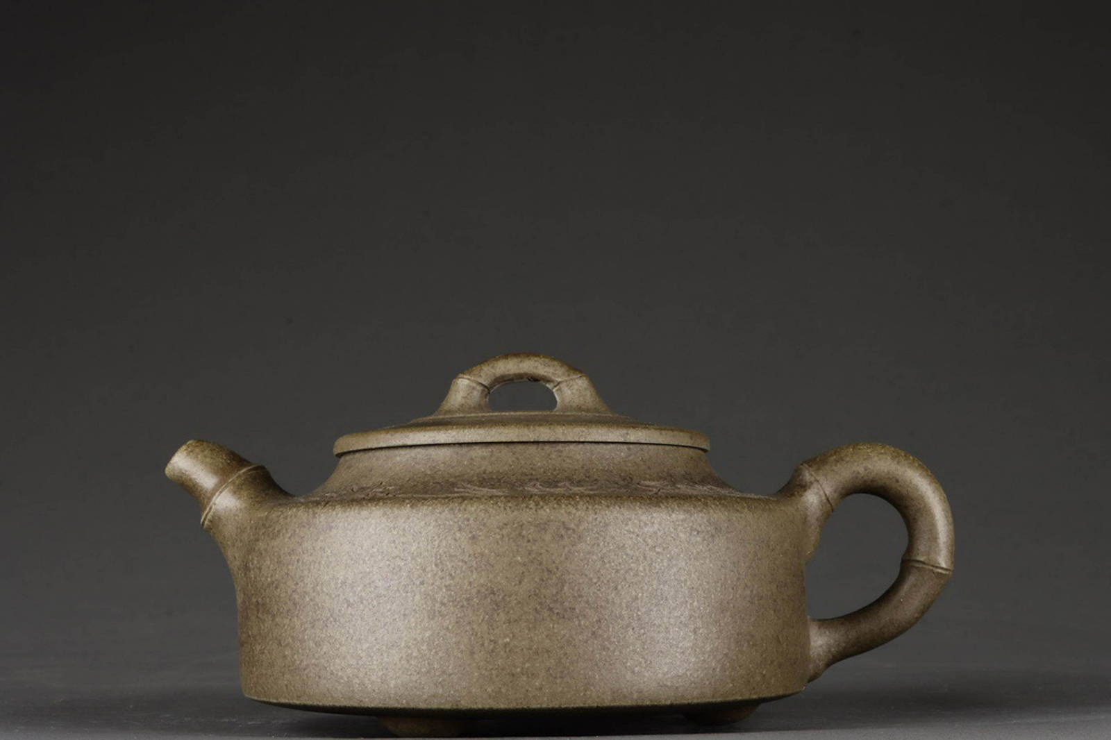 Buy Zisha Teapot With Wu Yungeng Mark Mega International Auction In Ca