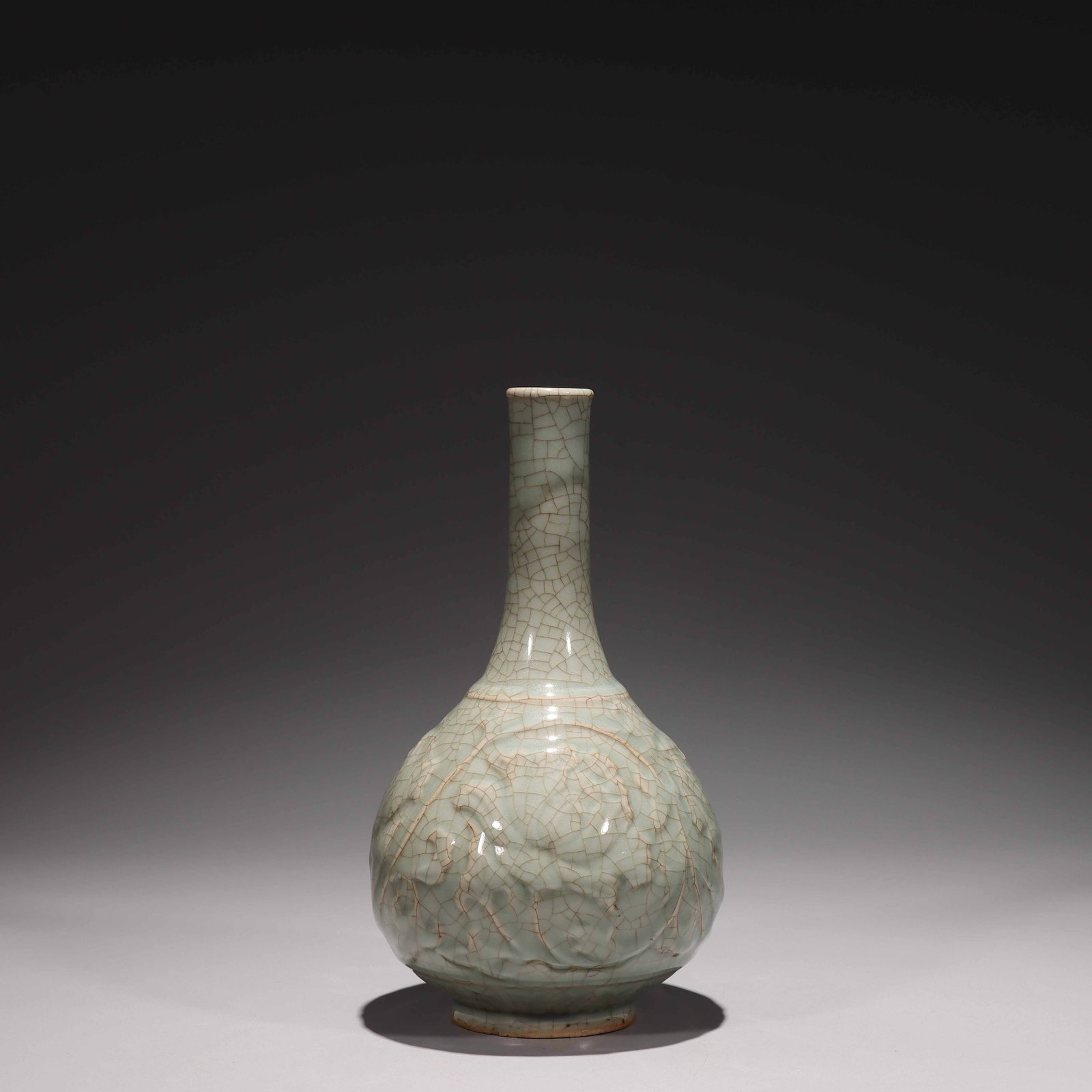 LONGQUAN KILN GREEN GLAZE PEONY PATTERN BILE VASE (1 of 9)