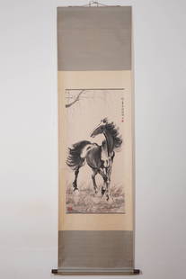 XU BEIHONG : INK AND COLOR ON PAPER PAINTING 'HORSE': 徐悲鸿 马 xu beihong : ink and color on paper painting 'horse' Length: 39 7/8 in (101.0 cm) Width: 19 3/8 in (49.0 cm)