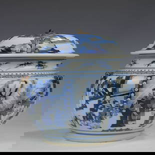 QING DYNASTY BLUE AND WHITE CHARACTER STORY RING EAR COVER JAR: 清代 青花人物故事环耳盖罐 Qing Dynasty blue and white character story ring ear cover jar Length: 8 7/8 in (22.5 cm) Width: 8 7/8
