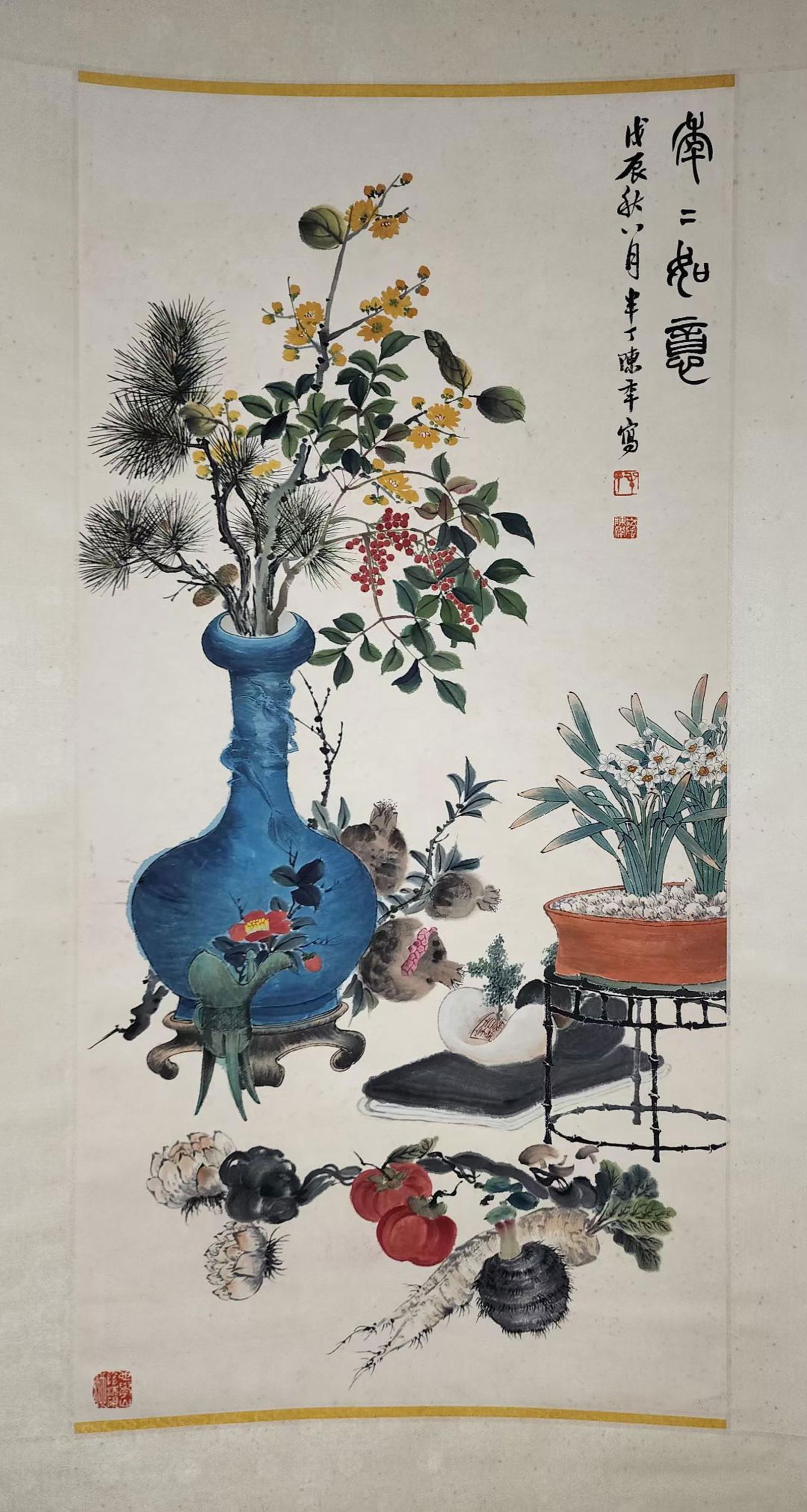 CHEN BANDING'S BOUTIQUE PAPER BOOK BOGUS MAP VERTICAL AXIS: 陈半丁精品纸本博古图立轴 Chen Banding's Boutique Paper Book Bogus Map Vertical Axis Length: 38 7/8 in (99.0 cm) Width: 19 1/8 in