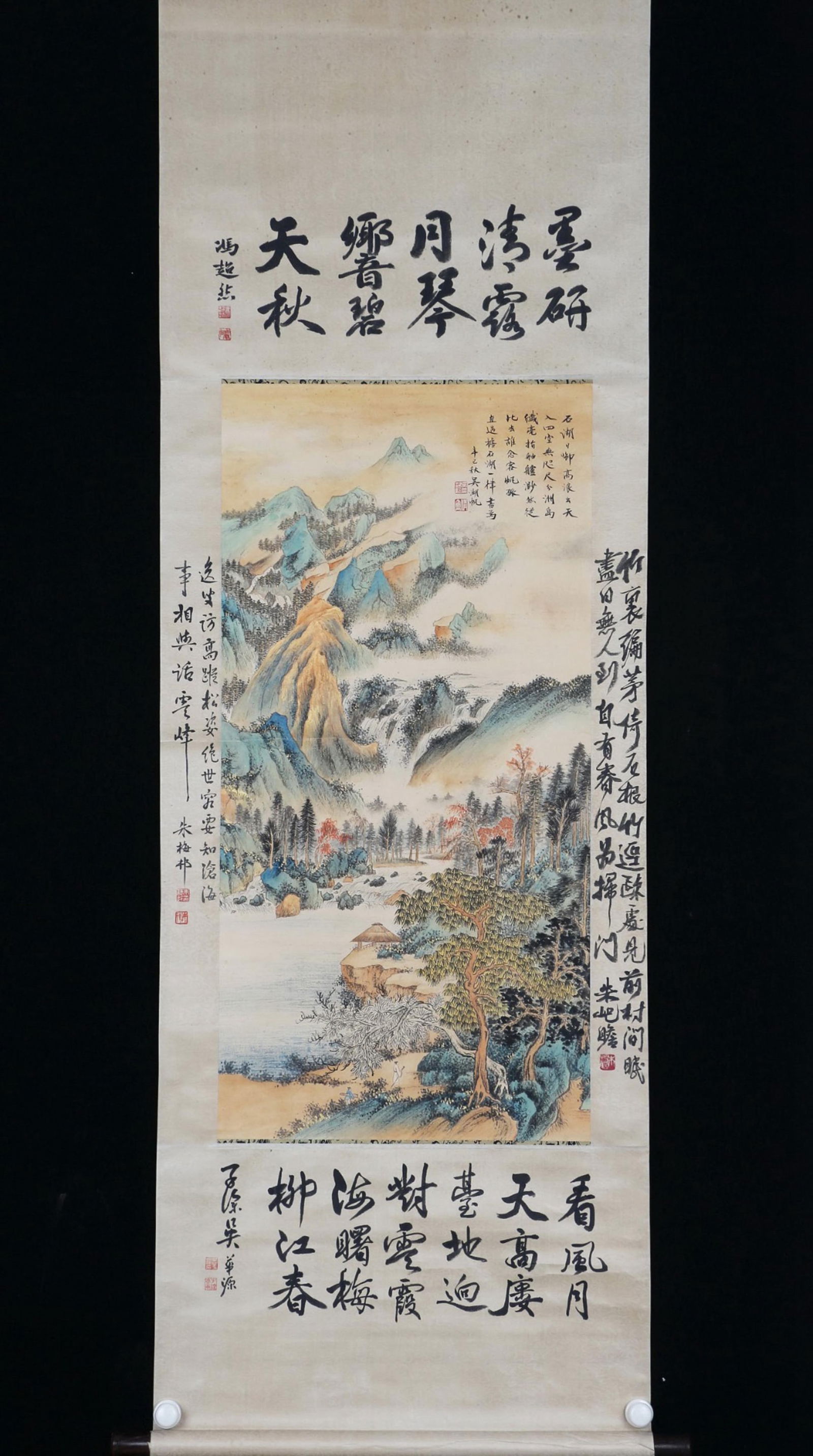WU HUFAN, STONE WALL, GOLD CUI MAP, VERTICAL AXIS, FINE MOUNTED, GOOD PICTURE, ZHU MEICUN, ZHU: 吴湖帆石壁金翠图立轴精装裱品相好朱梅邨朱纪瞻吴华源