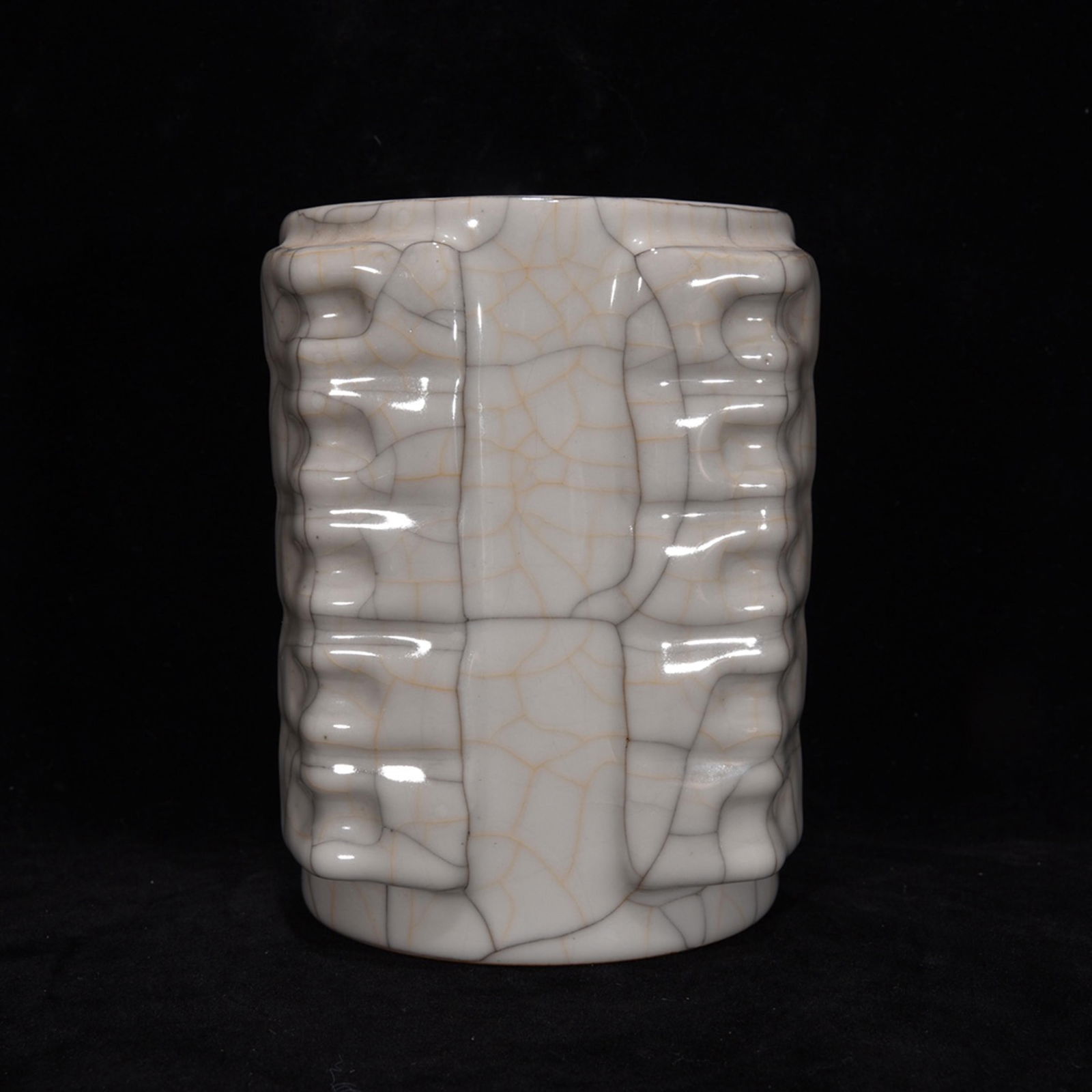 MING CHENGHUA PEN HOLDER (1 of 9)