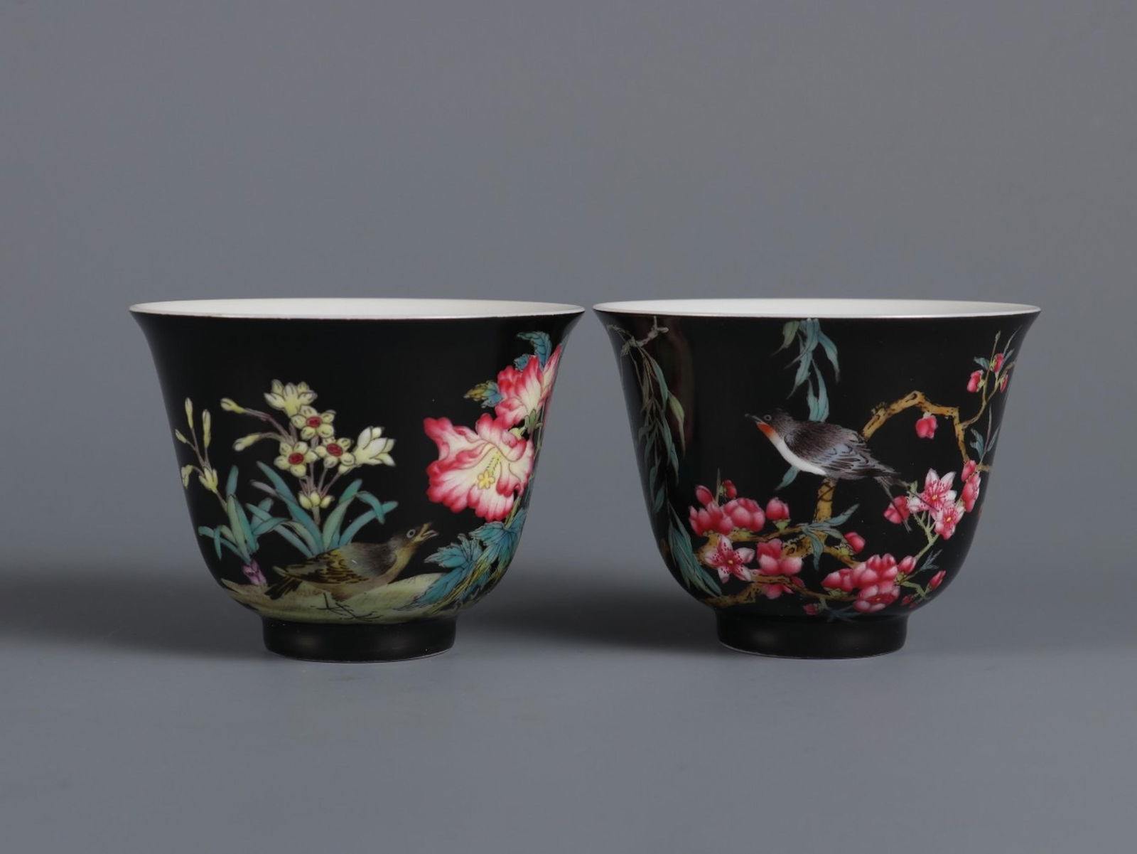 LU JUN GLAZED CONJOINED PRISMATIC BOTTLE: 清代乾隆炉钧釉连体棱形瓶 Lu Jun glazed conjoined prismatic bottle Height: 5 1/8 in (13.0 cm) Width: 7 1/8 in (18.0 cm)