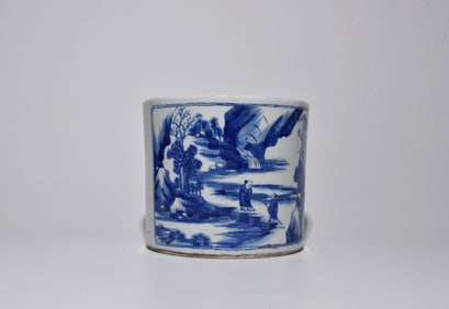 BLUE AND WHITE PEN HOLDER