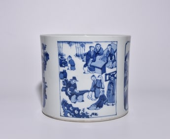 BLUE AND WHITE PEN HOLDER