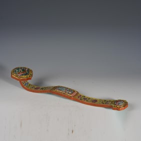 YELLOW GROUND PINK ENAMEL EIGHT-TREASURE PATTERN RUYI