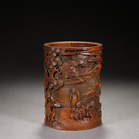 BAMBOO CARVED CHARACTER STORY PEN HOLDER