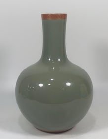 BANANA GREEN GLAZE DAY BALL BOTTLE