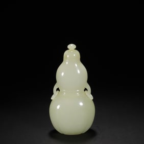 WHITE JADE GOURD APPRECIATION VASE