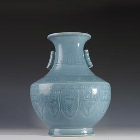 SKY BLUE GLAZE PIER EAR VASE