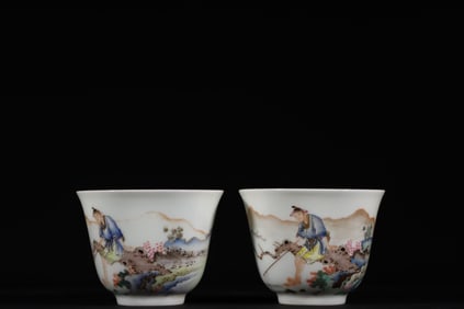 FAMILLE ROSE FISHING PATTERN CUPX PAIR