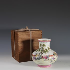 PINK ROSE BABY PLAYING PICTURE PLATE MOUTH VASE