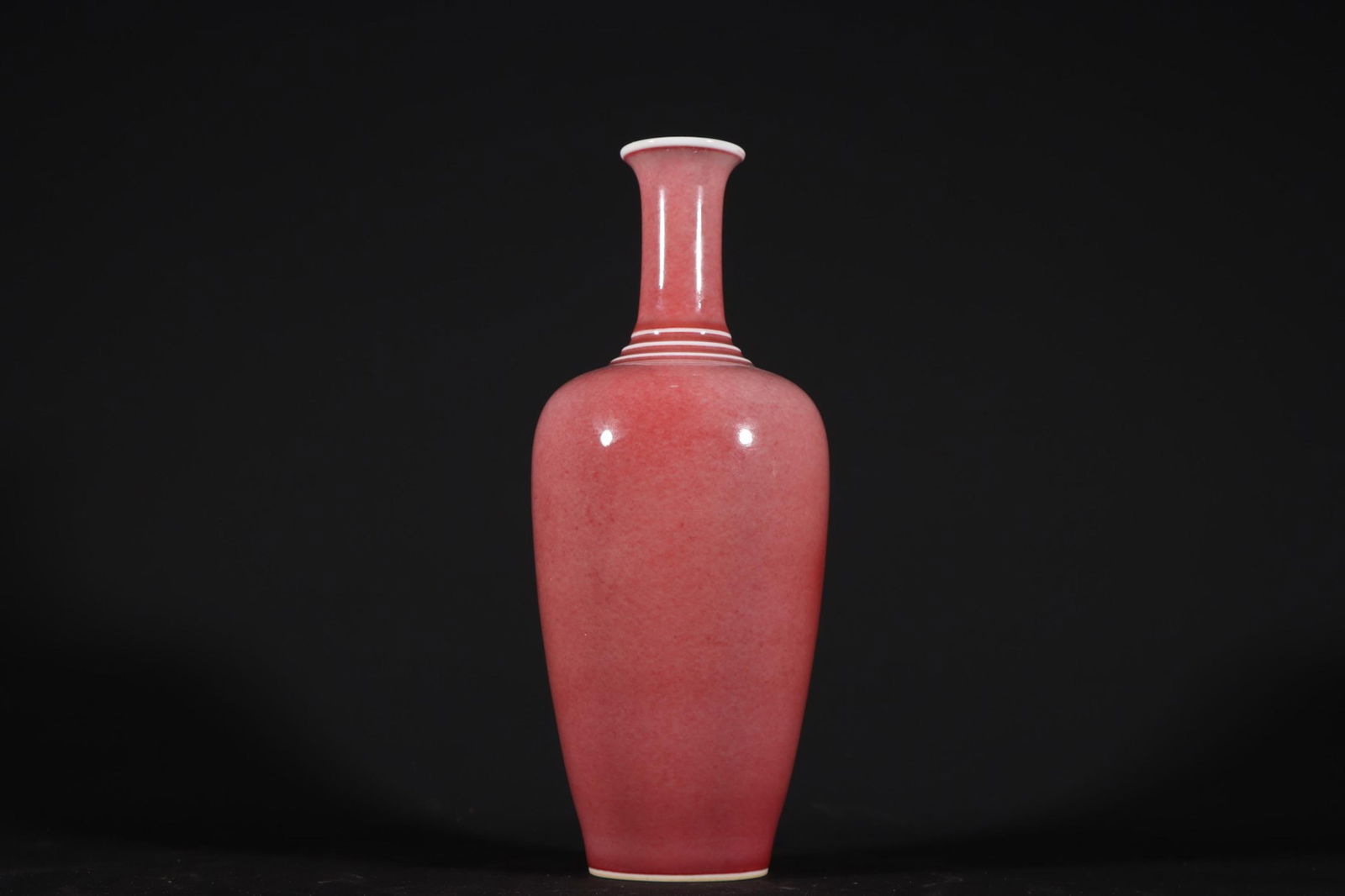 COWPEA RED BOTTLE (1 of 9)