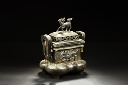 BRONZE CAST 'QILIN' CENSER