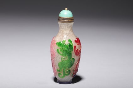 FIVE COLOR OVERLAY GLASS SNUFF BOTTLE