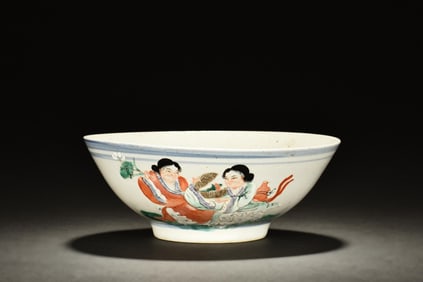 FAMILLE ROSE 'LADIES' BOWL