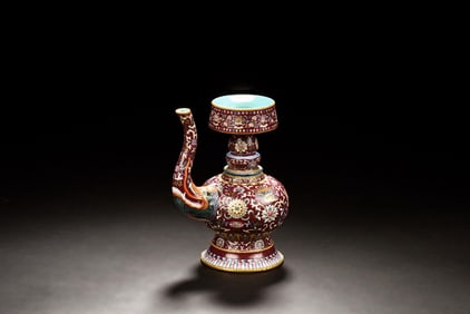 FAMILLE ROSE 'MYTHICAL BEAST' EWER