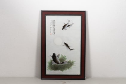 FAMILLE ROSE 'FISH' PORCELAIN PLAQUE INSET WOODEN FRAME