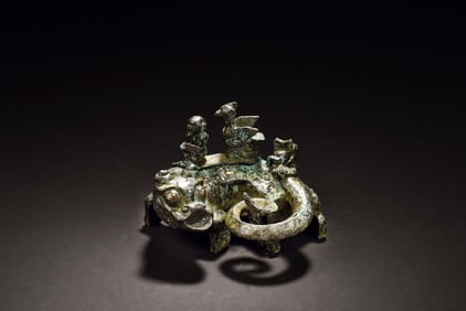 ARCHAIC BRONZE 'MYTHICAL BEAST' CENSER