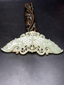 HETIAN JADE SHUANGLONG JADE HUANG ANCIENT EMPERORS PRODUCT PULP MELLOW AND BEAUTIFUL