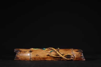 QING DYNASTY QIANLONG BIONIC PORCELAIN BAMBOO PAPERWEIGHT