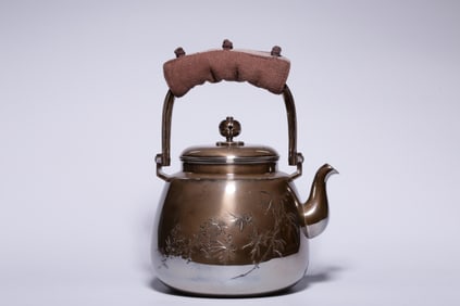 FULL SILVER WINTER THREE FRIENDS PATTERN HANDLE SILVER POT