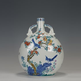 FIVE-COLOR FLOWER AND BIRD MOON BOTTLE