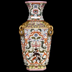 QING QIANLONG ENAMEL COLOR WRAPPED BRANCHES OF FLOWERS AND LONGEVITY GRAIN ANIMAL EAR SQUARE BOTTLE