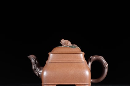 BERGAMOT BUTTON WAIST LINE SQUARE ZISHA TEAPOT WITH MARK OF CHEN MINGYUAN, QING DYNASTY