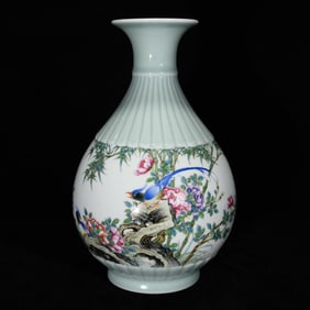 QING QIANLONG ENAMEL COLOR FLOWER AND BIRD PATTERN JADE POT SPRING BOTTLE