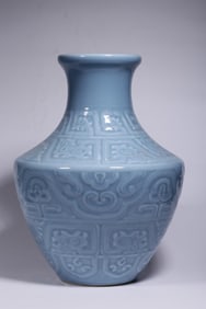 MADE IN THE QIANLONG PERIOD OF THE QING DYNASTY SKY BLUE GLAZE TAOTIE PATTERN VASE