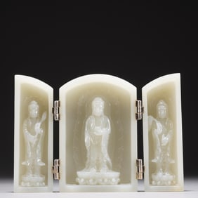 QING DYNASTY WHITE JADE THREE-GENERATION BUDDHA AMULET