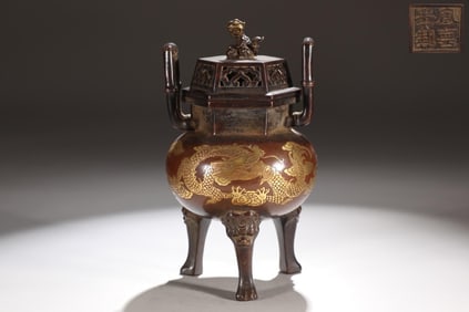 OLD COLLECTION OF FINE-CAST GILT BRONZE CLOUD DRAGON PATTERN BAMBOO BURNER, MARK XUANDE YEAR