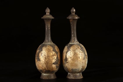 OLD COLLECTION OF PURE SILVER GILT BUDDHA VASE, HAND-CARVED AND ENGRAVED WITH FINE CRAFTSMANSHIP AND