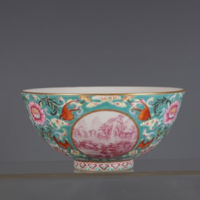 QING YONGZHENG GREEN PASTEL OPEN LIGHT IN THE WUFU PALACE BOWL