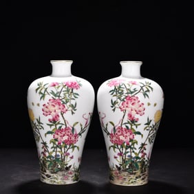 QING YONGZHENG ENAMEL COLOR FLOWER AND BIRD PATTERN PLUM BOTTLE