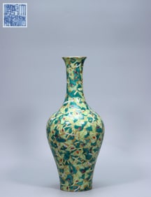 QIANLONG YEAR MARK ENAMEL GOLD GROUND MULBERRY SILKWORM PATTERN LONG-NECKED BOTTLE