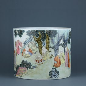 QING YONGZHENG PASTEL 18 ARHAT FIGURE PEN HOLDER
