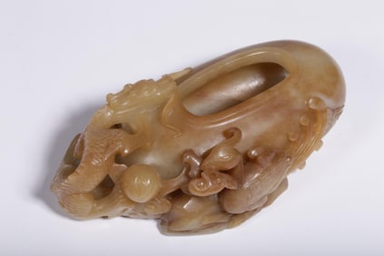 QING DYNASTY HETIAN SUGAR JADE RELIEF DRAGON AND PHOENIX PLAYING WITH PEARL WATER JAR
