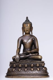 QING DYNASTY GILT BRONZE STATUE OF THE SEATED SHAKYAMUNI