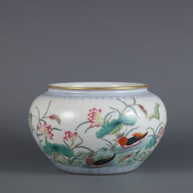 QING YONGZHENG YEAR BLUE EDGE FAMILLE ROSE LOTUS POND FUN PICTURE WASHED