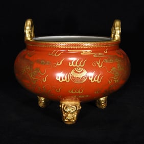 QING QIANLONG ALUM RED GOLD COLOR DRAGON GRAIN THREE FEET FURNACE