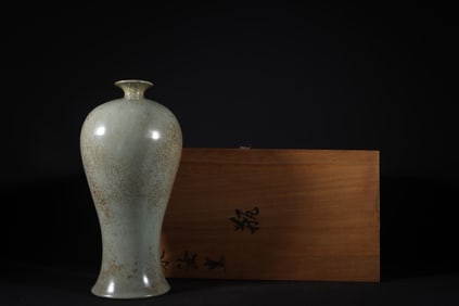 SONG DYNASTY RU KILN DAY GREEN GLAZE PLUM BOTTLE