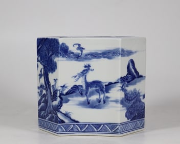 QING YONGZHENG BLUE AND WHITE PINE DEER MAP PEN HOLDER