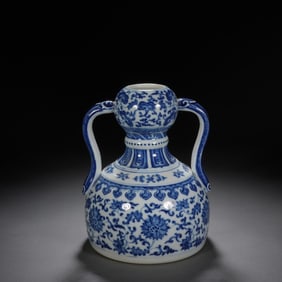 QING DYNASTY, A DOUBLE-EARED BOTTLE WITH BLUE AND WHITE LOTUS PATTERNS