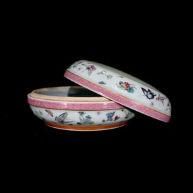 QING YONGZHENG PASTEL CHARACTER STORY GRAIN FRUIT BOX