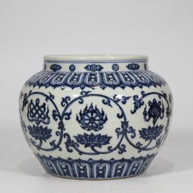 MING XUANDE BLUE AND WHITE WRAPPED BRANCHES EIGHT TREASURE GRAIN POT