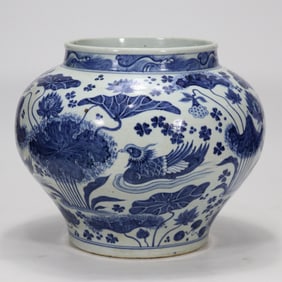 YUAN BLUE AND WHITE LOTUS POND MANDARIN DUCK PATTERN POT